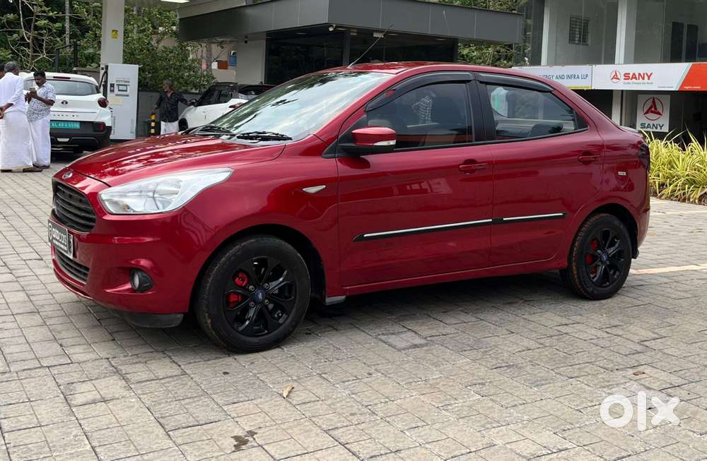 Ford Aspire Titatinium Blu Ti-vct, 2015, Petrol