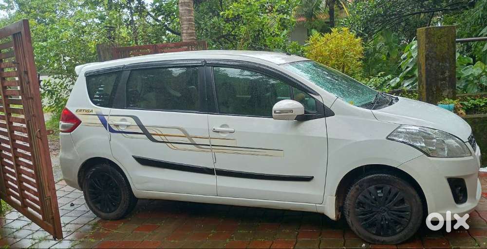 Maruti Suzuki Ertiga Vdi 2013