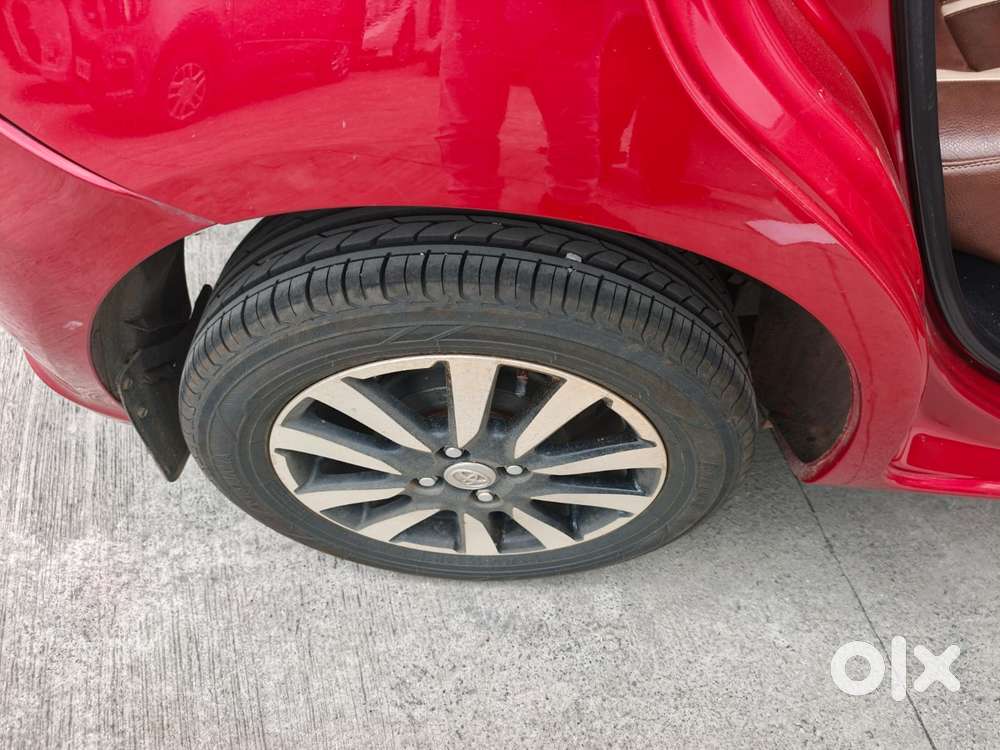 Toyota Etios Liva Vx Dual Tone, 2019, Petrol