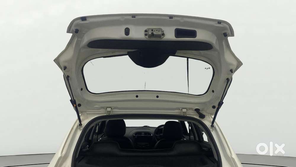 Tata Tiago Xza Plus, 2020, Petrol