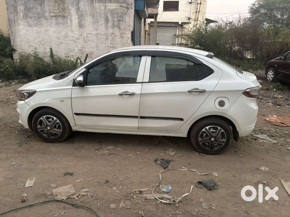Tata Tigor Xe, 2021, Petrol
