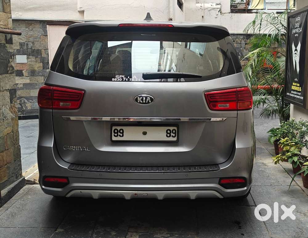 Kia Carnival Premium, 2021, Diesel