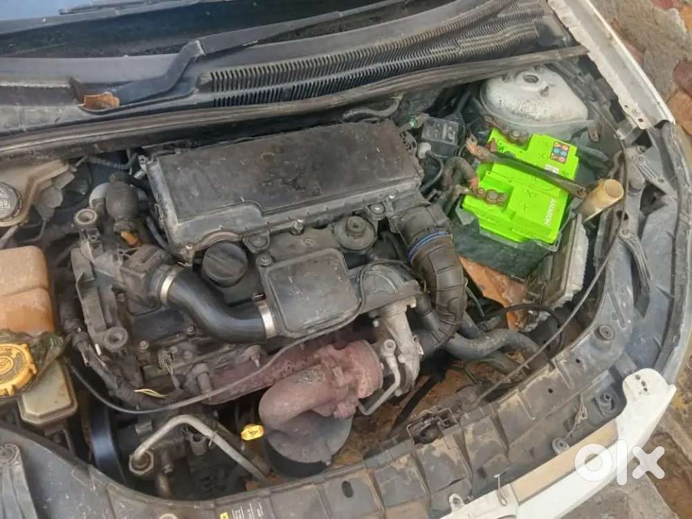 बिल्कुल Ok Car 4 टायर New Battry
