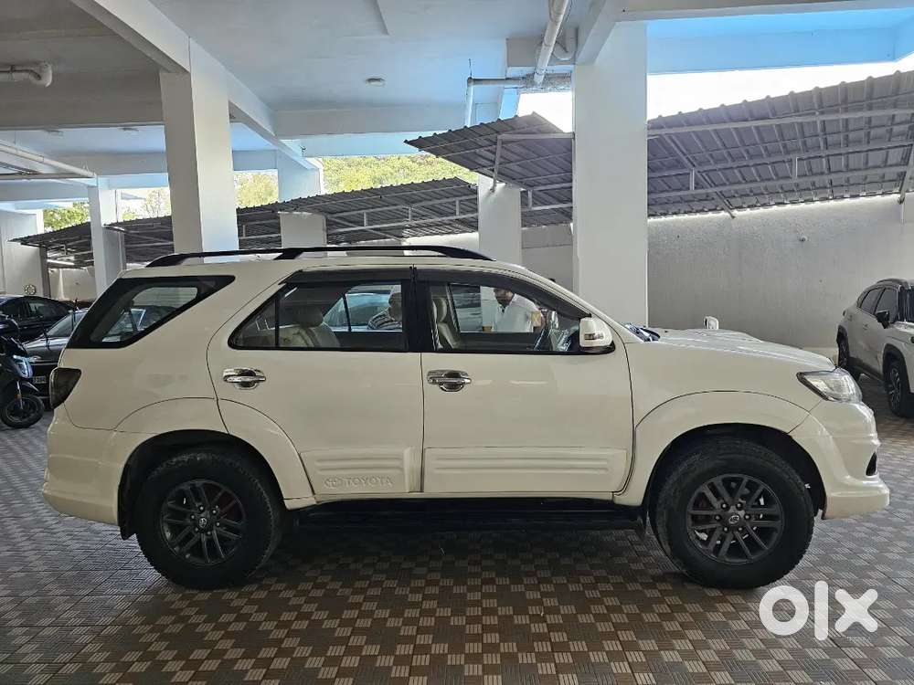 Toyota Fortuner 2013 Diesel Well Maintained