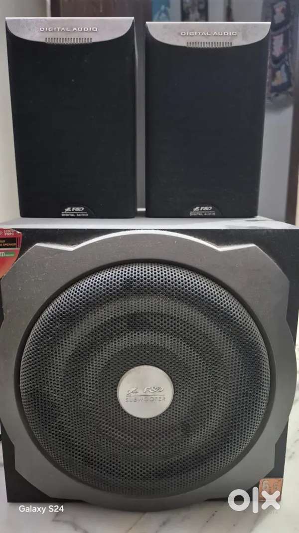 F&D SUBWOOFER , Great condition wired speaker [not even used once]