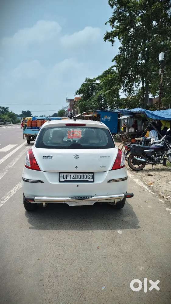 Maruti Suzuki Swift Vxi 2012
