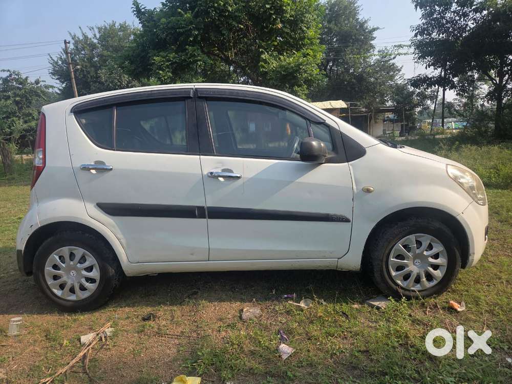 Maruti Suzuki Ritz Vxi, 2011, Petrol
