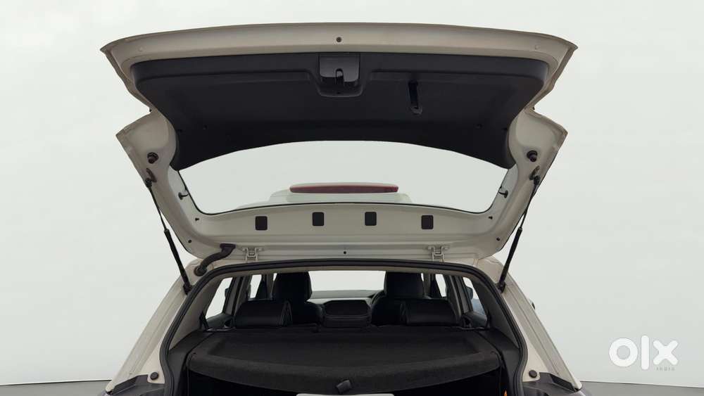 Volkswagen Taigun 1.0 Tsi Highline At, 2022, Petrol