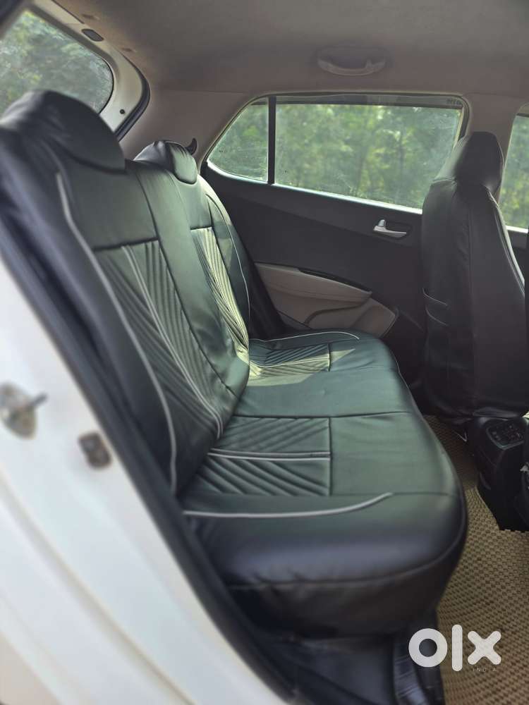 Hyundai Grand I10 Sportz, 2016, Petrol