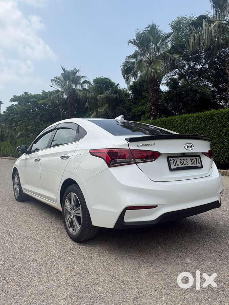 Hyundai Verna 1.6 Sx (o) Vtvt, 2019, Petrol