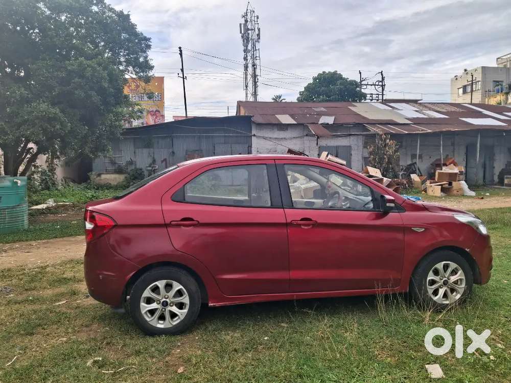 Ford Aspire Titanium Blu 2017