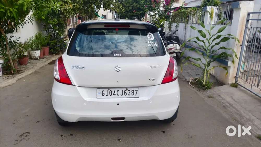Maruti Suzuki Swift 2016 Vdi Owned By Teacher