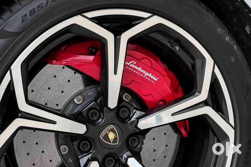 Lamborghini Urus S, 2024, Petrol