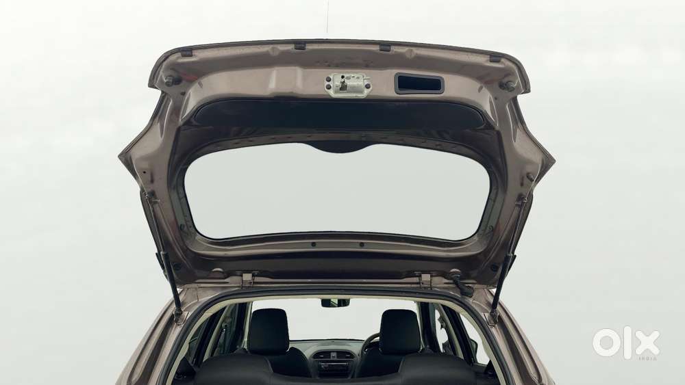 Tata Tiago Xe, 2019, Petrol