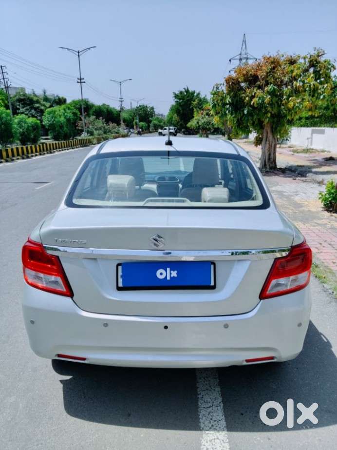 Maruti Suzuki Dzire 1.2 Zxi, 2018, Petrol