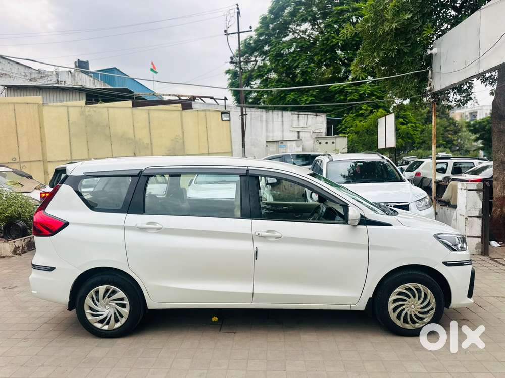 Maruti Suzuki Ertiga 1.4 Vxi Cng Anniversary Edition, 2022, Cng & Hy..