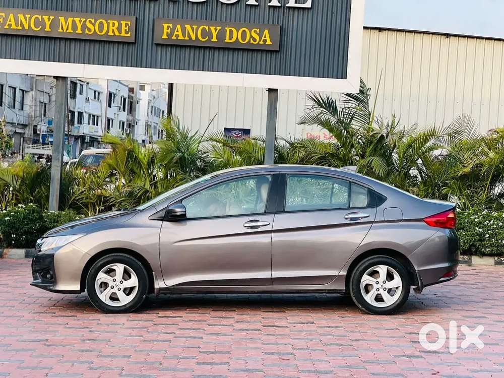 Honda City 2015 Variant Km Genuine