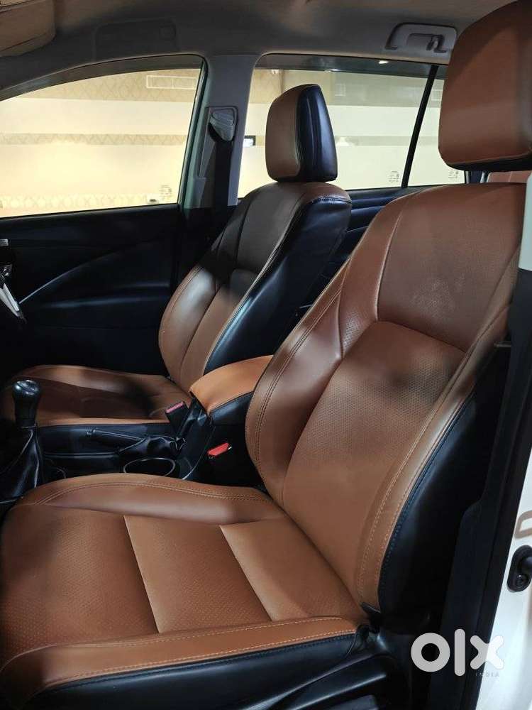 Toyota Innova Crysta 2.4 G Plus Mt 7 Str, 2024, Diesel