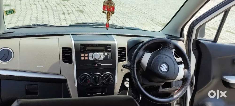 New Condition Gaadi Koi Kharcha Ni Hai Single Hand Boht Km Chli Hai