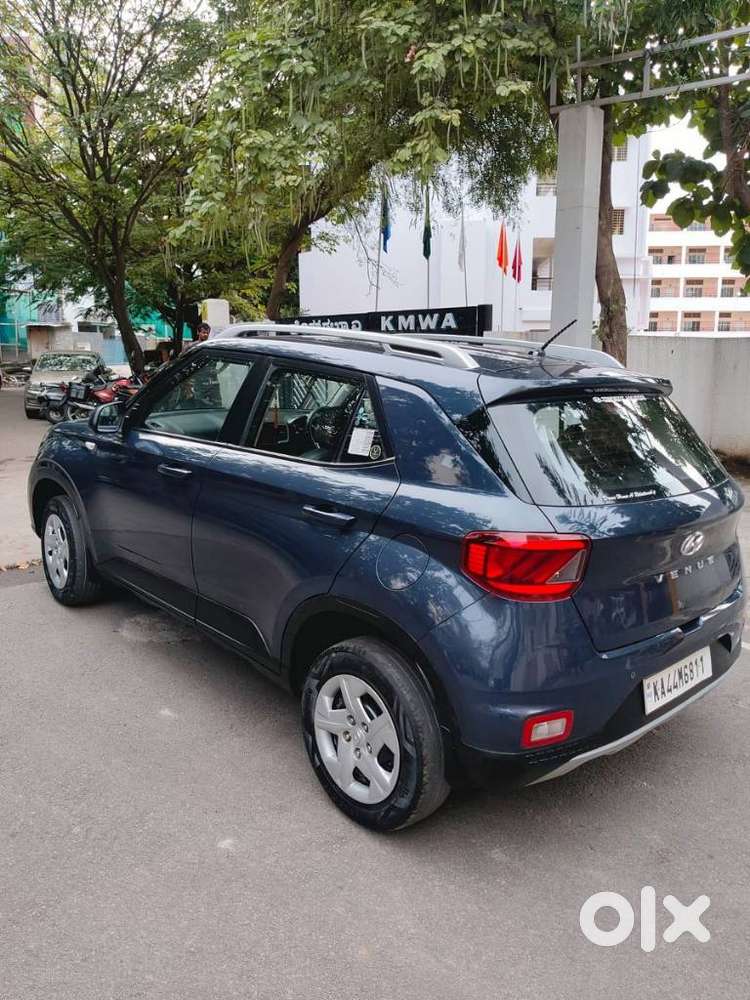 Hyundai Venue S, 2019, Petrol