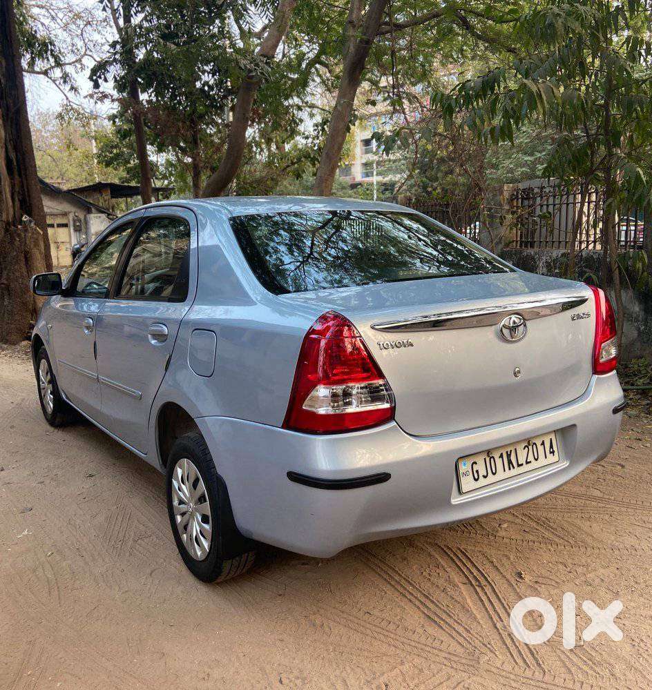 Toyota Etios 2010-2012 G, 2011, Petrol