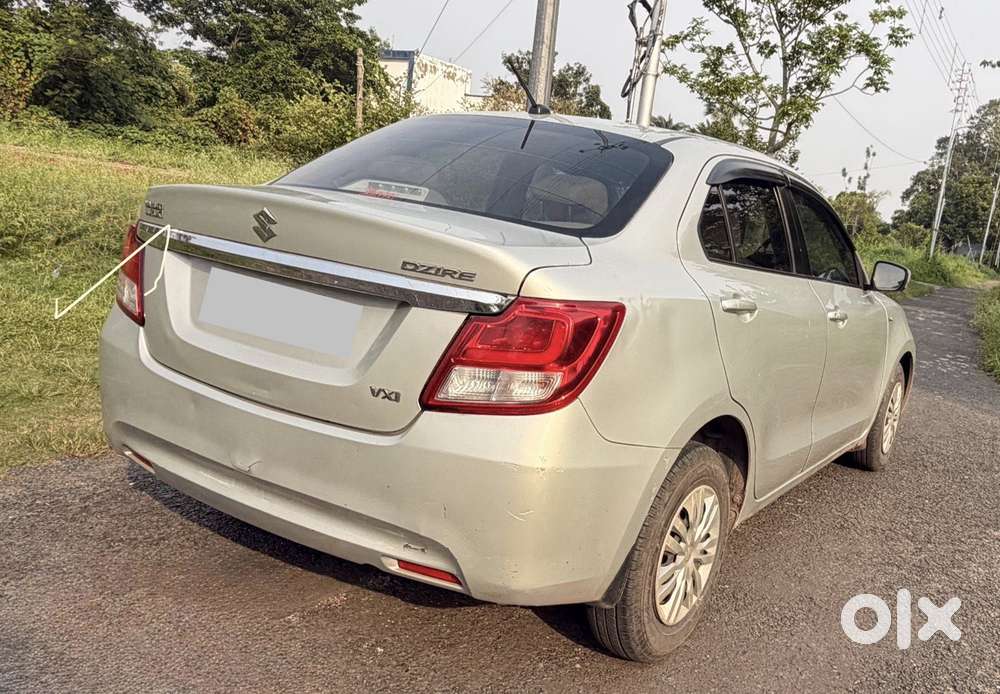 Maruti Suzuki Swift Dzire Vxi Optional, 2017, Petrol
