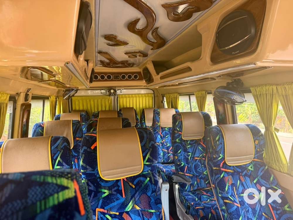 Force Motors Traveller