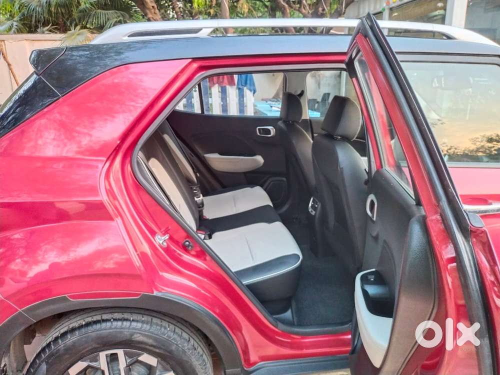 Hyundai Venue 1.0 Sx (o) Turbo Dct Dual Tone, 2023, Petrol