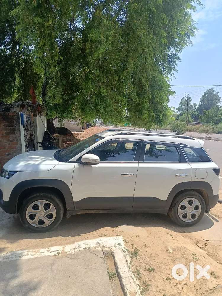 Maruti Suzuki Brezza Lxi 2025