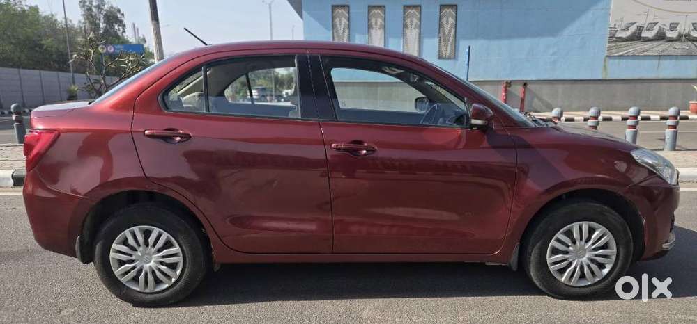 Maruti Suzuki Dzire 1.2 Vxi Amt, 2019, Petrol