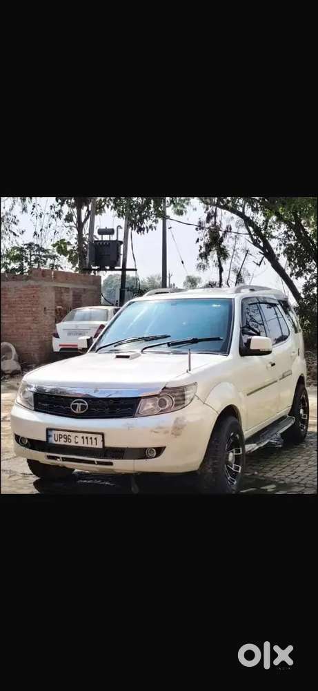Tata Safari Storme 2014 Diesel 60000 Km Driven