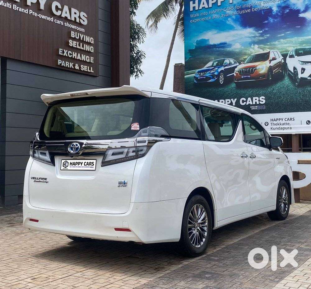 Toyota Vellfire Vip – Executive Lounge, 2022, Petrol