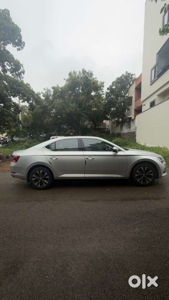 Skoda Superb 2022 Petrol Well Maintained