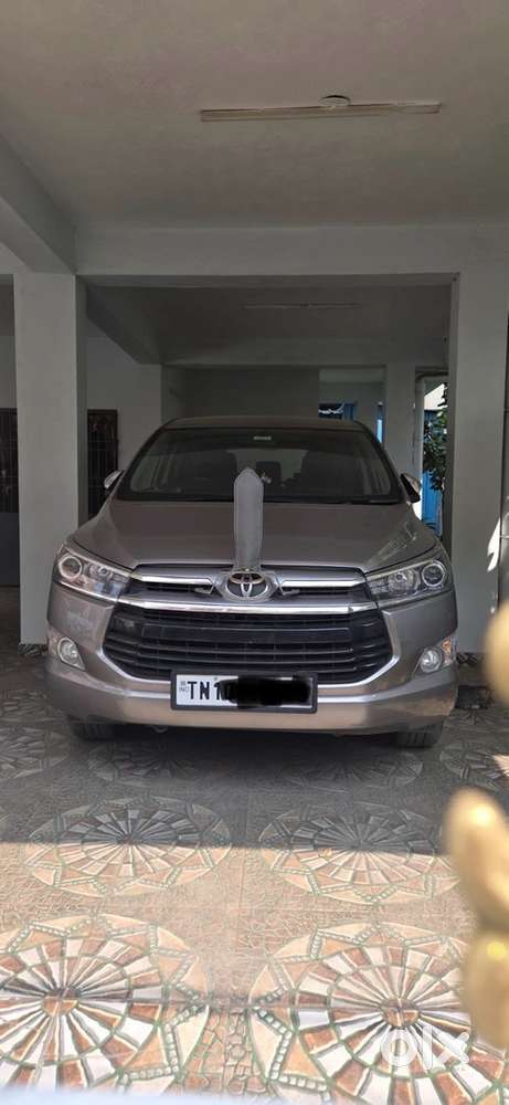 Toyota Innova Crysta 2017 Diesel Well Maintained
