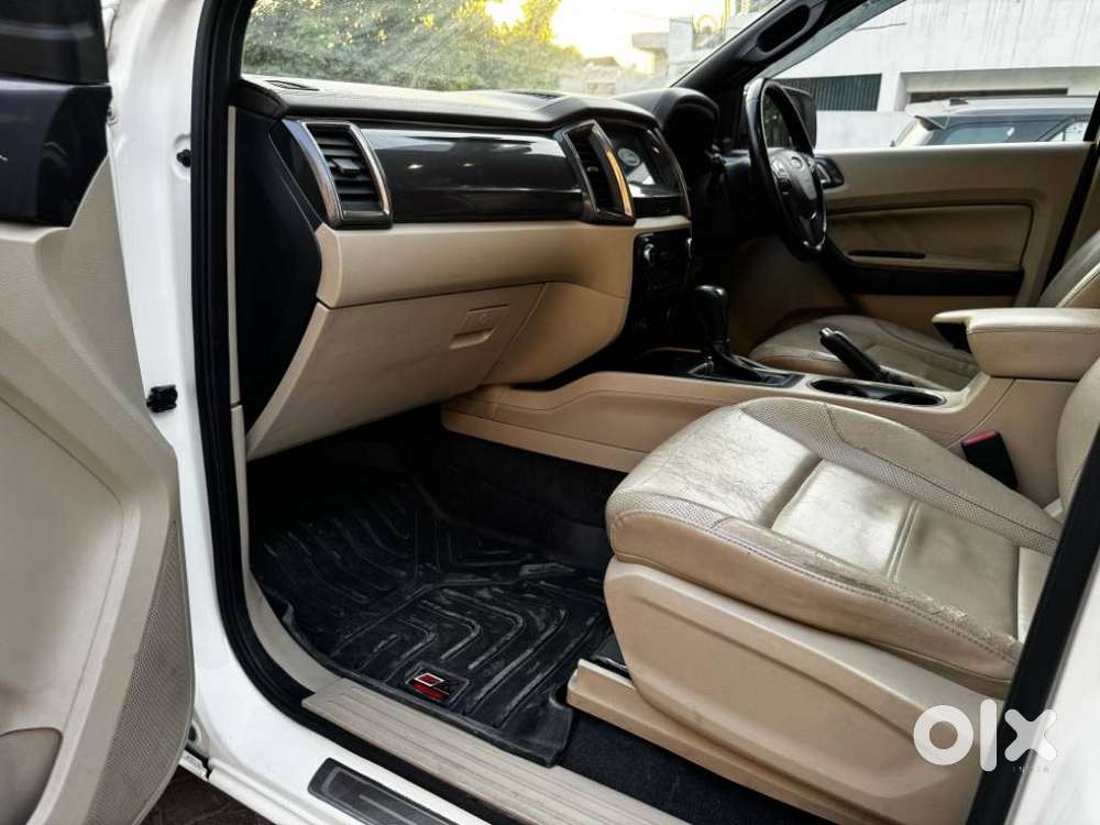 Ford Endeavour 3.2 Titanium 4x4 At, 2017, Diesel