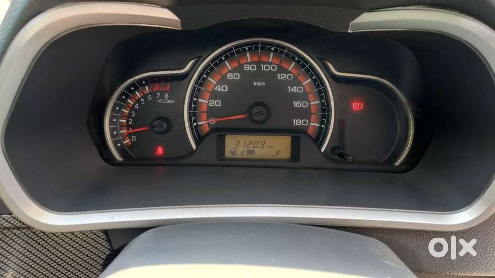 Maruti Suzuki Alto K10 1.0 Vxi, 2015, Petrol