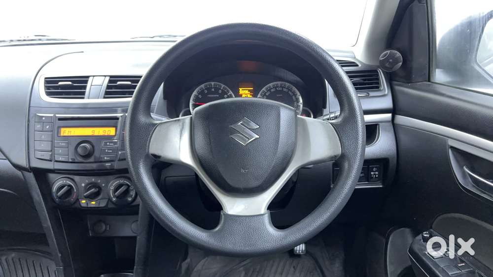 Maruti Suzuki Swift Vvt Vxi, 2014, Petrol
