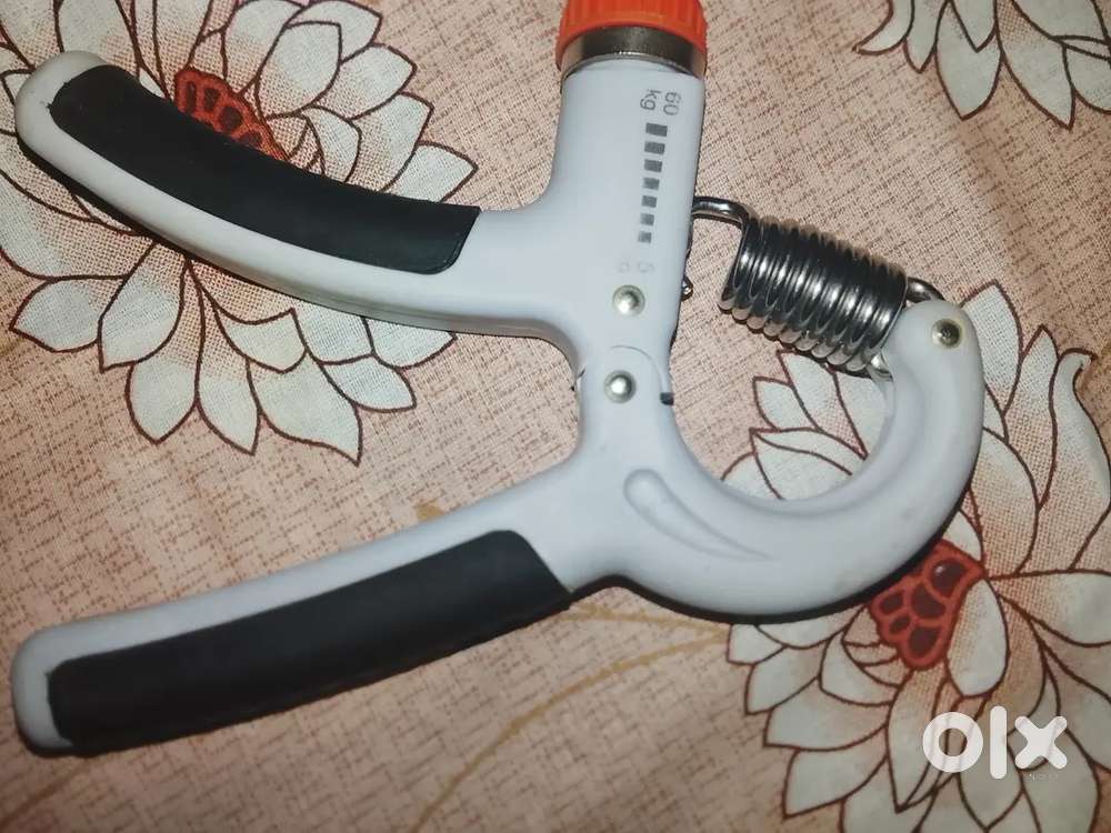 Hand gripper