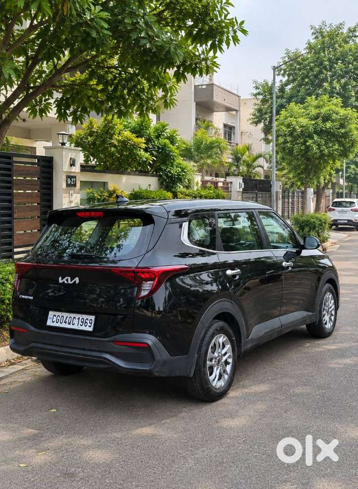 Kia Carens G 1.5 6mt Premium (o) 7-seater, 2025, Diesel
