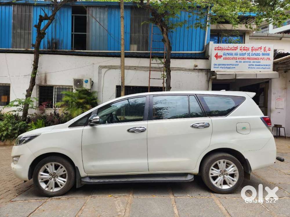 Toyota Innova Crysta 2.8 Gx At, 2016, Diesel