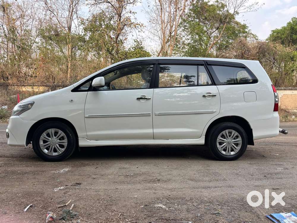 Toyota Innova [2013-2016] 2.5 G4 8 Str, 2015, Diesel