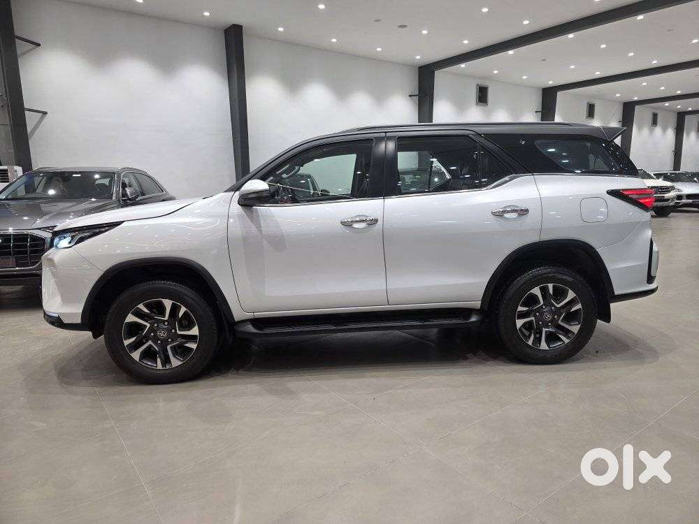 Toyota Fortuner Legender 4x2 At 2.8, 2022, Diesel