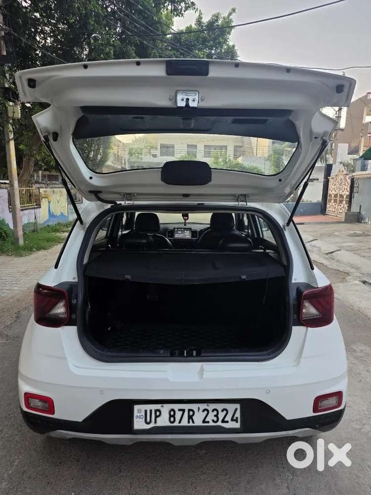 2021 Model Venue Sx 1.5 Crdi Diesal Sunroof All Original 1st Owner