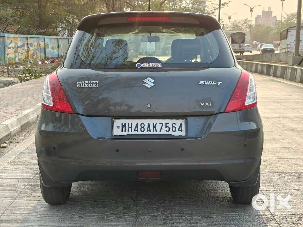 Maruti Suzuki Swift Vxi 1.2 Abs Bs-iv, 2017, Petrol