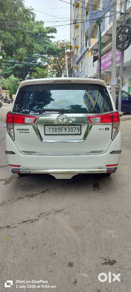 Toyota Innova Crysta 2.4 G Mt 7 Str, 2022, Diesel