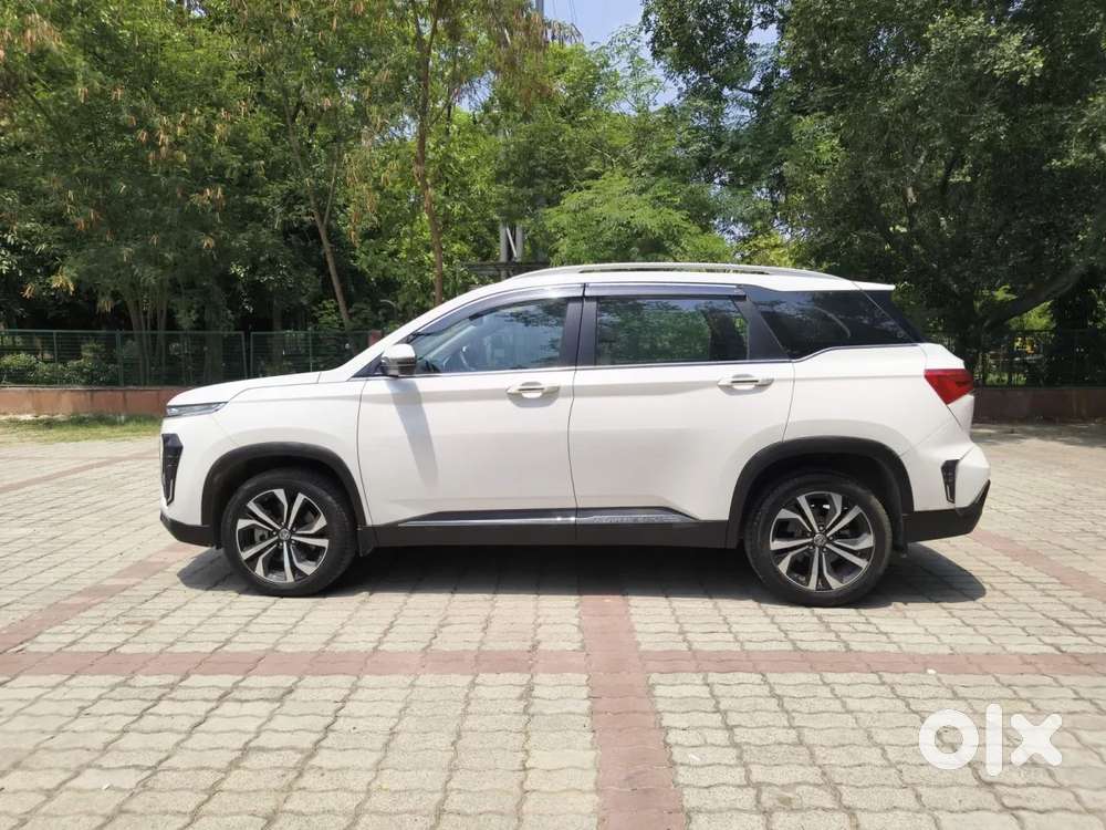 Mg Hector Sharp Pro 1.5 Turbo Mt Dual Tone, 2025, Petrol