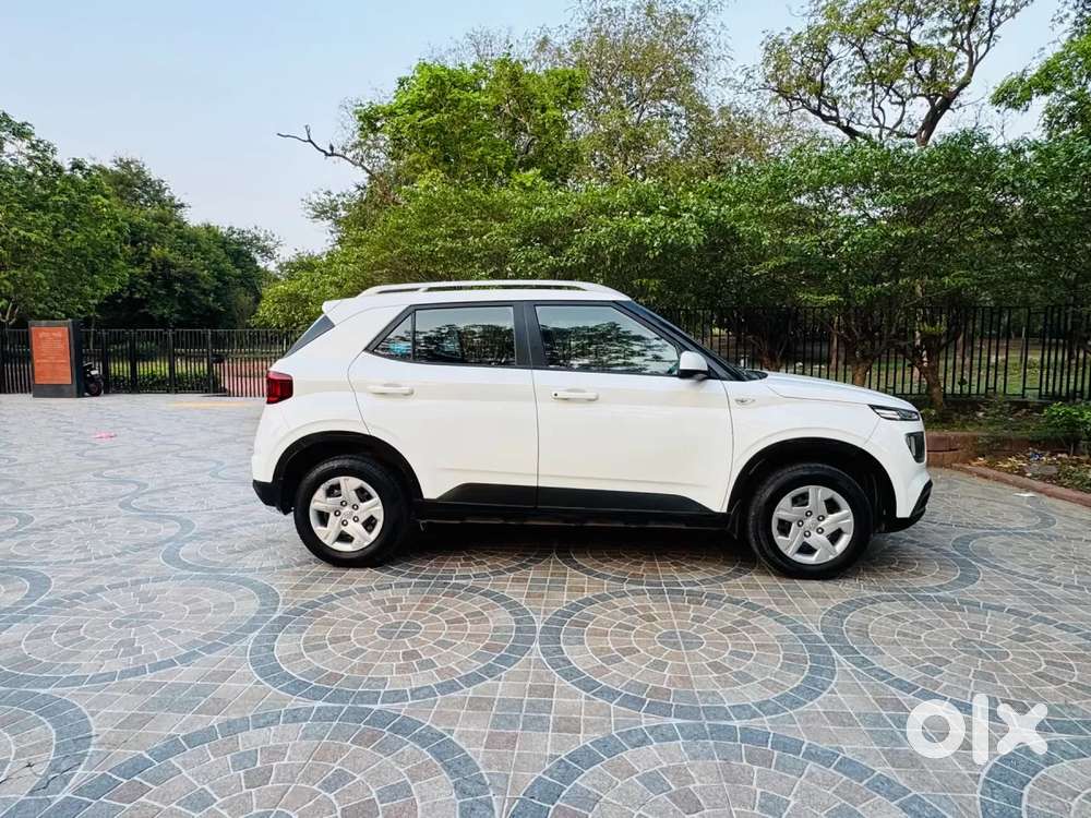 Hyundai Venue S 1.2 Petrol, 2020, Petrol