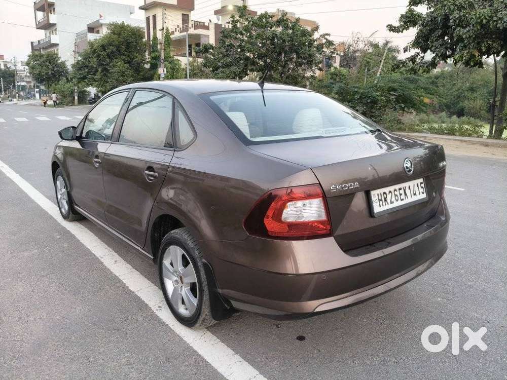 Skoda Rapid 1.0 Ambition Tsi, 2020, Petrol