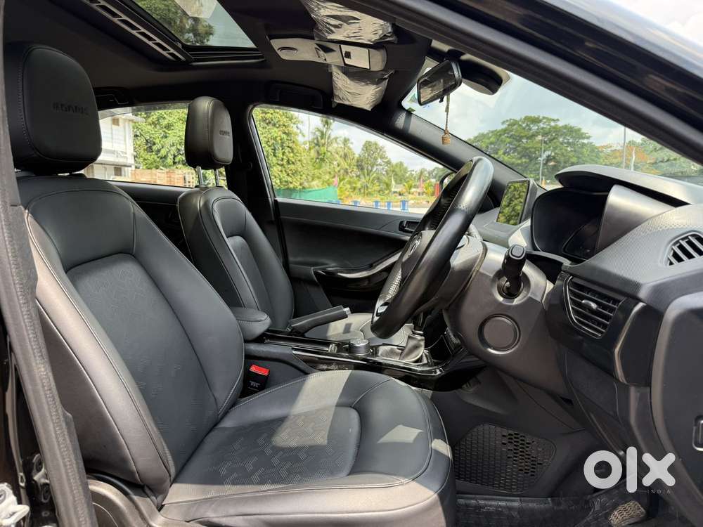 Tata Nexon 1.2 Revotron Xz Plus (o) Dark Edition, 2022, Petrol