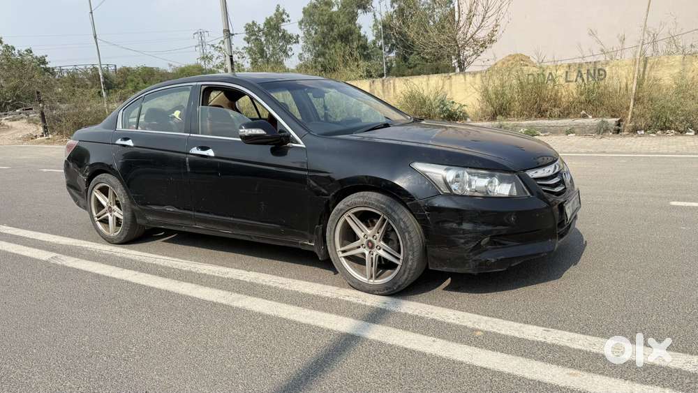Honda Accord 2.4 Elegance Automatic, 2012, Cng & Hybrids